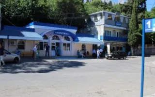 В Алупке спустя три года открыли автостанцию