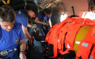  В Азовском море вторые сутки ищут выпавшего за борт моряка 