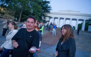 22 июня на Графской пристани в Севастополе запускали кораблики мечты