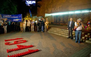 22 июня на Графской пристани в Севастополе запускали кораблики мечты