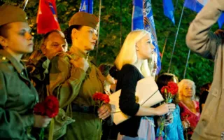 22 июня на Графской пристани в Севастополе запускали кораблики мечты
