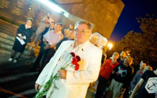 22 июня на Графской пристани в Севастополе запускали кораблики мечты