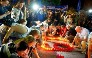 22 июня на Графской пристани в Севастополе запускали кораблики мечты