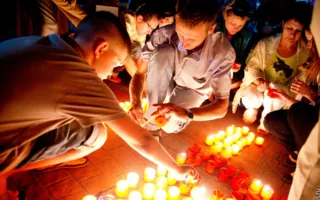 22 июня на Графской пристани в Севастополе запускали кораблики мечты