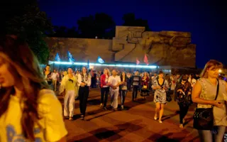 22 июня на Графской пристани в Севастополе запускали кораблики мечты