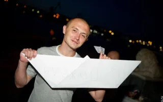 22 июня на Графской пристани в Севастополе запускали кораблики мечты