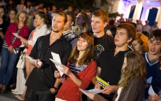 22 июня на Графской пристани в Севастополе запускали кораблики мечты