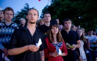 22 июня на Графской пристани в Севастополе запускали кораблики мечты