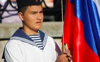 «Ночные волки» поздравили севастопольских школьников с Днём знаний