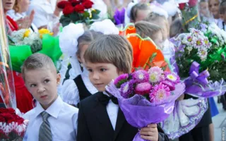 «Ночные волки» поздравили севастопольских школьников с Днём знаний