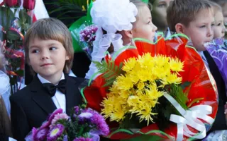 «Ночные волки» поздравили севастопольских школьников с Днём знаний