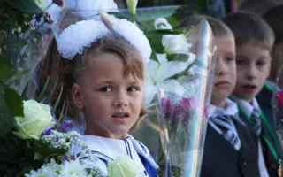 «Ночные волки» поздравили севастопольских школьников с Днём знаний