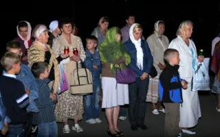 Крестный ход через Севастопольскую бухту или две переправы с разрывом в полтора столетия