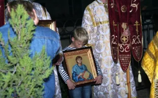 Крестный ход через Севастопольскую бухту или две переправы с разрывом в полтора столетия