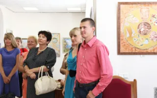 В Севастополе открылась выставка батика «Шелковый бриз»