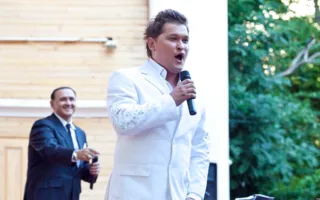 В Севастополе выступил Народный артист Украины Владимир Гришко