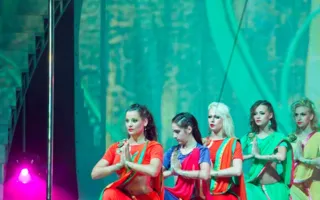 Пол-дэнс шоу «Pole Art Show: За 80 дней до конца света» в Севастополе