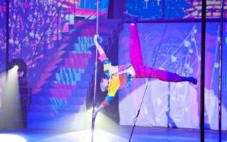 Пол-дэнс шоу «Pole Art Show: За 80 дней до конца света» в Севастополе