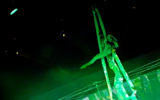 Пол-дэнс шоу «Pole Art Show: За 80 дней до конца света» в Севастополе