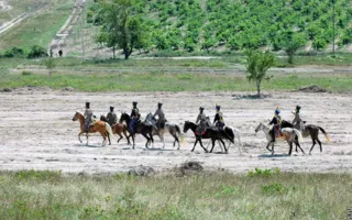 159 лет спустя реконструкторы повторили один из эпизодов Крымской войны — Балаклавское сражение