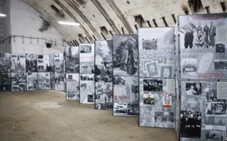 В Военно-морском музейном комплексе «Балаклава» открылась фотовыставка «Холодная война. Короткая история разделённого мира»