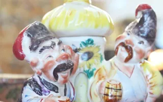 Картины воском, монеты и многое другое — на медовой выставке-ярмарке в Севастополе