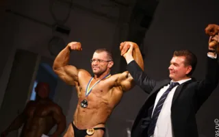В Севастополе состоялся чемпионат города по бодибилдингу и бикини 2012. Часть первая. Мужчины