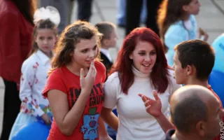 Народное гуляние по случаю трех праздников: Покрова Пресвятой Богородицы, Дня украинского казачества и Дня урожая