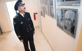 Солдаты Народной войны предстали перед посетителями 35-ой Береговой батареи на одноименной фотовыставке