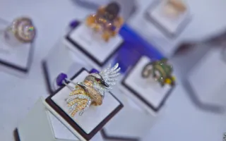 Выставка изделий ювелирного дома Violet в рамках Дней круизной моды Crimean Fashion Days