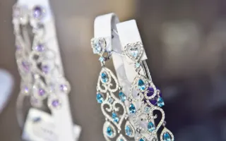 Выставка изделий ювелирного дома Violet в рамках Дней круизной моды Crimean Fashion Days