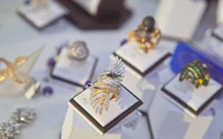 Выставка изделий ювелирного дома Violet в рамках Дней круизной моды Crimean Fashion Days