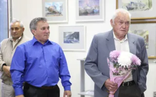 Авторская выставка картин, иллюстраций и предметов декоративно-прикладного искусства «Aqua terra» в Доме Москвы