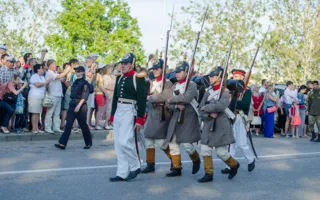 В Севастополе состоялся парад униформистов