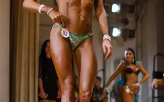 Чемпионат по бодибилдингу и фитнес-бикини состоялся в Севастополе