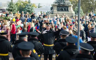 Севастополь праздничным шествием отметил День народного единства