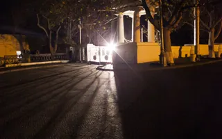 Игра теней ночного Севастополя. Фоторепортаж
