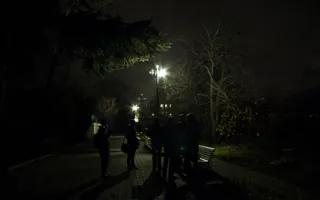 Игра теней ночного Севастополя. Фоторепортаж