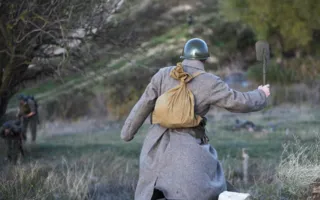 В исторической реконструкции «Бой-реквием «Непобеждённые» приняли участие более двухсот реконструкторов из России, Украины и Белоруссии