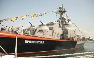 Выставка военной техники ко Дню Флота в Севастополе