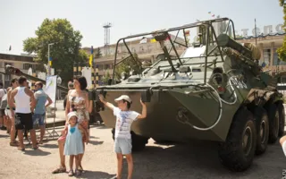 Выставка военной техники ко Дню Флота в Севастополе