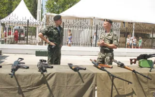Выставка военной техники ко Дню Флота в Севастополе