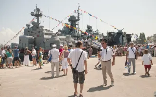 Выставка военной техники ко Дню Флота в Севастополе