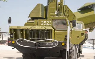 Выставка военной техники ко Дню Флота в Севастополе