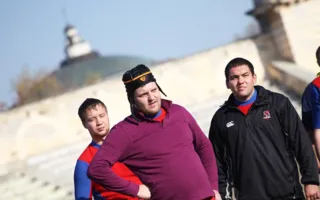 Игра хулиганов, в которую играют джентльмены: в Севастополе разыграли Кубок поколений по регби