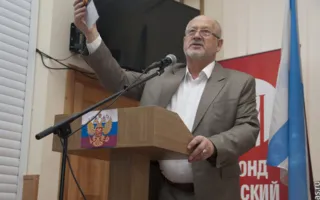 Стихотворения, полные тонкой иронии, юмора и правды жизни можно было услышать на поэтической встрече с Андреем Соболевым