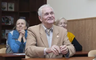 Стихотворения, полные тонкой иронии, юмора и правды жизни можно было услышать на поэтической встрече с Андреем Соболевым