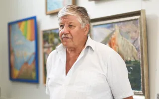 Самая знойная выставка картин «Крымское лето» открылась в Севастополе
