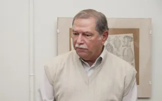 В Севастопольском художественном музее открылась выставка к 75-летию художника и скульптора Вячеслава Яковлева