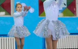 Юные гимнастки устроили новогодний праздник красоты и грации